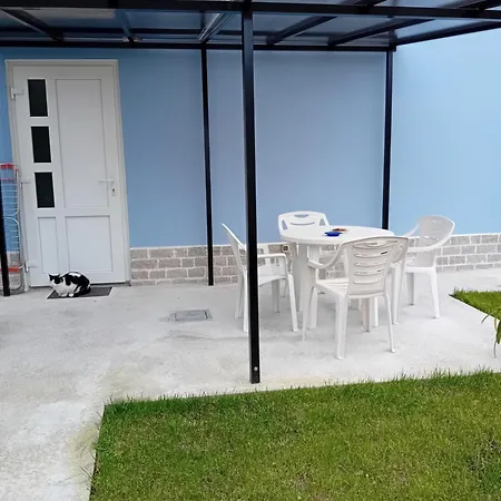 Azzurra Appartement *
